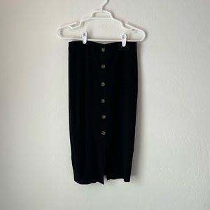 Black tight fit skirt